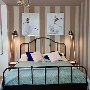 Laroom Apartament